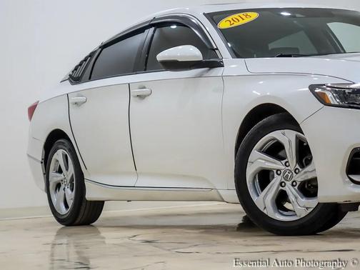 Platinum White Pearl 2018 Honda Accord EX-L