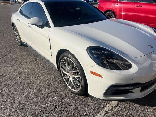 White 2017 Porsche Panamera 4