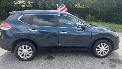 Midnight Jade 2016 Nissan Rogue SV