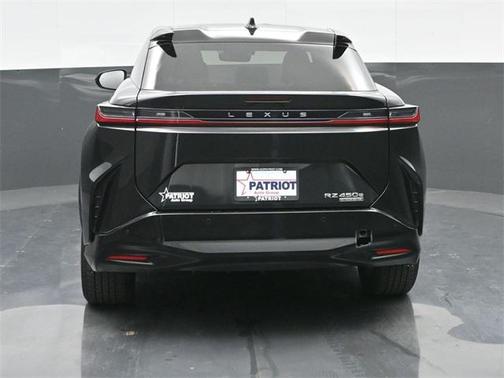 2023 Lexus RZ 450e Premium