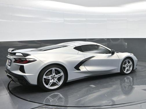 2023 Chevrolet Corvette Stingray w/2LT