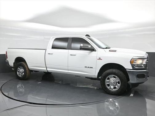 2021 RAM 3500 Big Horn Crew Cab 4x4 8' Box