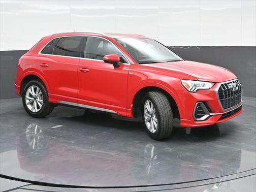 2024 Audi Q3 Premium 45 TFSI S line quattro Tiptronic
