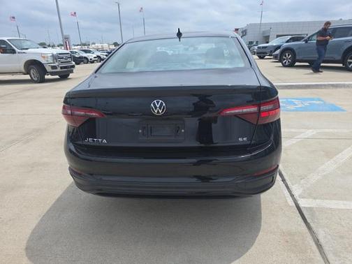 2024 Volkswagen Jetta 1.5T SE