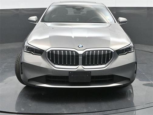 2024 BMW 530 i xDrive