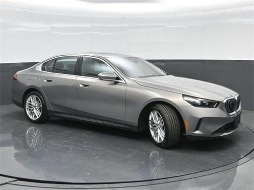 2024 BMW 530 i xDrive