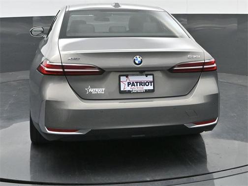 2024 BMW 530 i xDrive