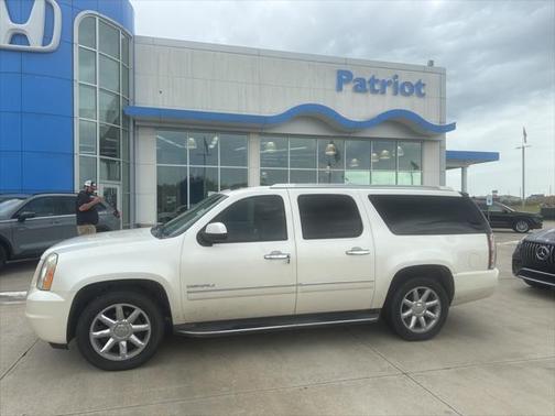 2011 GMC Yukon XL Denali