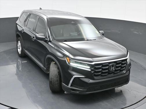 2023 Honda Pilot AWD LX