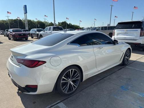 2017 INFINITI Q60 3.0T Premium