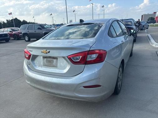 2017 Chevrolet Cruze LS