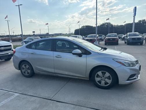 2017 Chevrolet Cruze LS