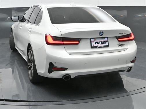 2022 BMW 330e Base
