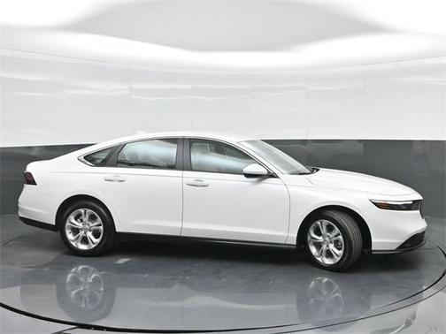 2025 Honda Accord LX 1.5T