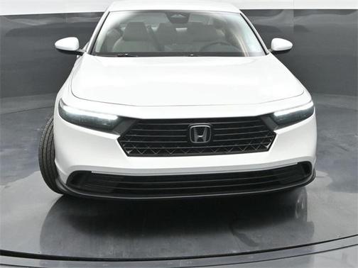 2025 Honda Accord LX 1.5T