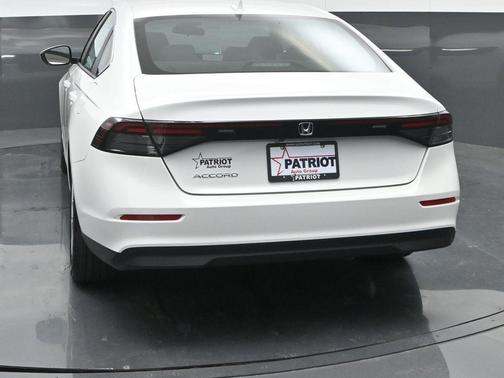 2025 Honda Accord LX 1.5T