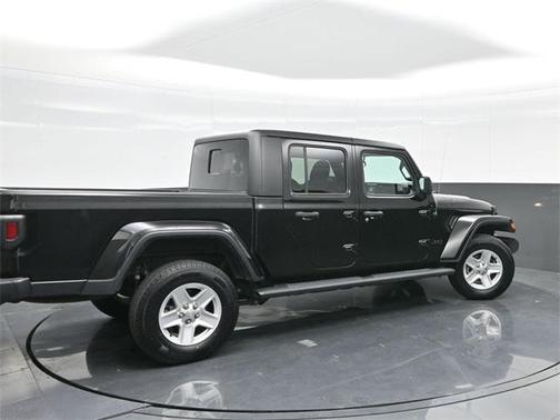 2023 Jeep Gladiator Sport S
