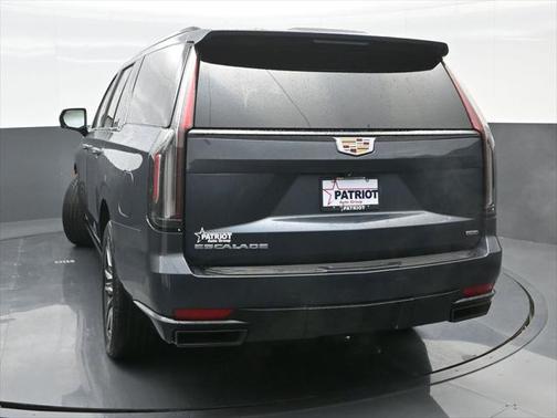 2021 Cadillac Escalade ESV Sport Platinum