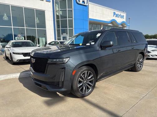 2021 Cadillac Escalade ESV Sport Platinum