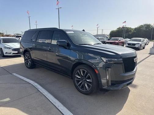 2021 Cadillac Escalade ESV Sport Platinum