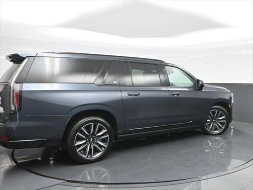 2021 Cadillac Escalade ESV Sport Platinum
