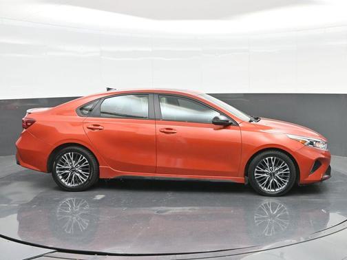 2022 Kia Forte GT-Line
