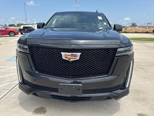 2023 Cadillac Escalade ESV Sport