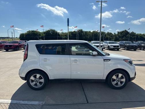 2018 Kia Soul Base