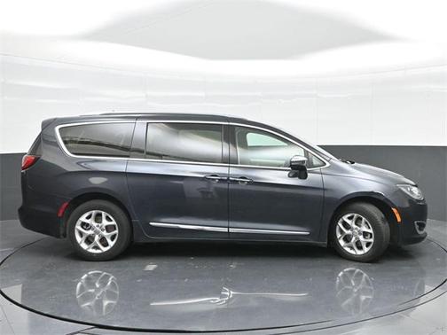 2020 Chrysler Pacifica Limited
