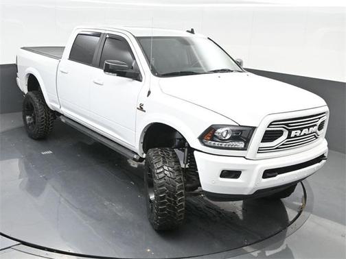 2018 RAM 2500 Laramie Crew Cab 4x4 6'4' Box