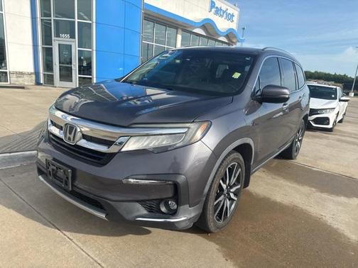 2019 Honda Pilot Touring 8-Passenger