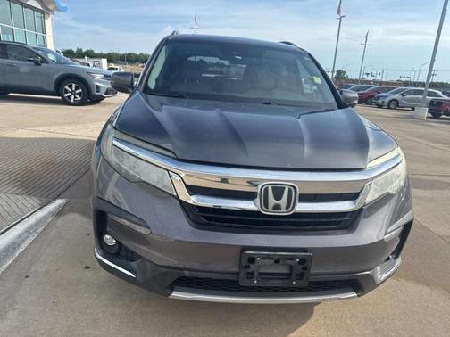 2019 Honda Pilot Touring 8-Passenger