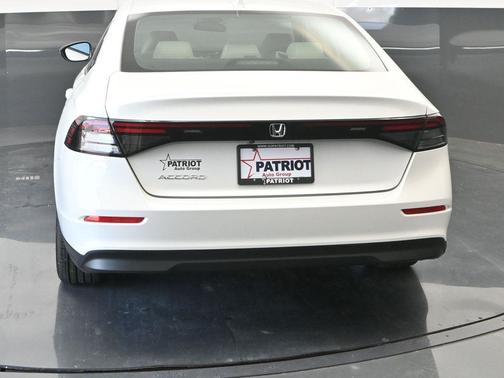 2025 Honda Accord LX 1.5T