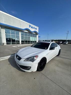 2011 Hyundai Genesis Coupe 3.8 Track