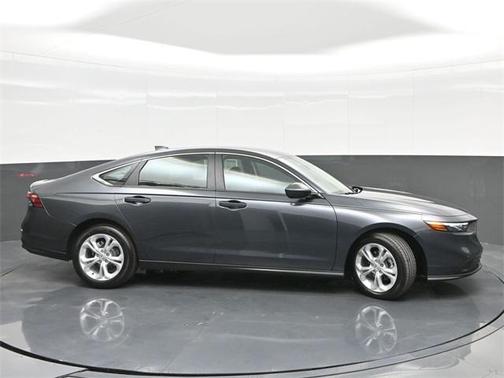 2025 Honda Accord LX 1.5T