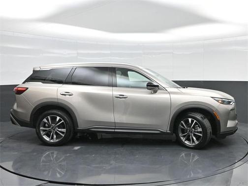 2024 INFINITI QX60 Luxe