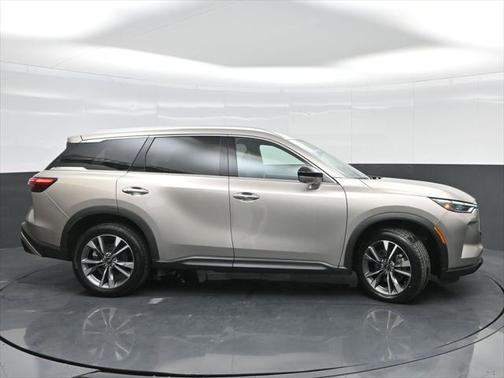 2024 INFINITI QX60 Luxe