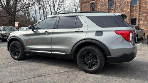 Silver Spruce Metallic 2020 Ford Explorer XLT