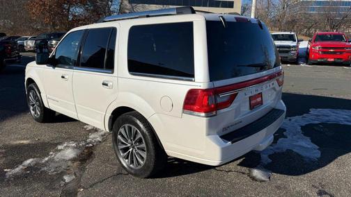 2017 Lincoln Navigator Select