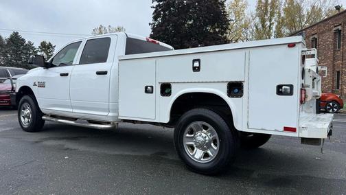 2018 RAM 3500 Tradesman Crew Cab 4x4 8' Box
