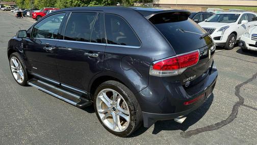 2014 Lincoln MKX Base