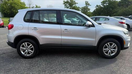 2014 Volkswagen Tiguan 2.0T SE 4MOTION