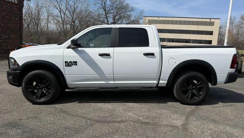 Bright White Clearcoat 2023 RAM 1500 Classic Warlock Crew Cab 4x4 5'7' Box