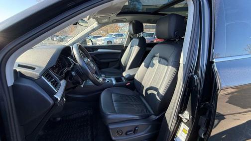 2019 Audi Q5 2.0T Premium Plus