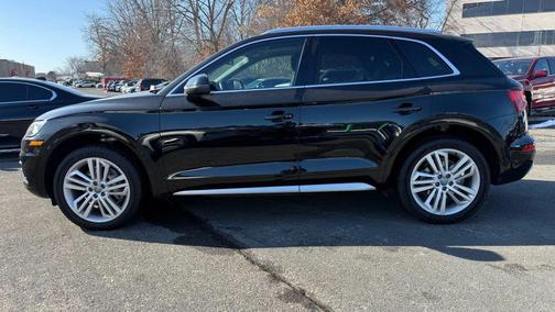 2019 Audi Q5 2.0T Premium Plus