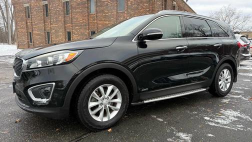 2017 Kia Sorento LX