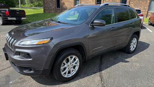 2017 Jeep Cherokee Sport