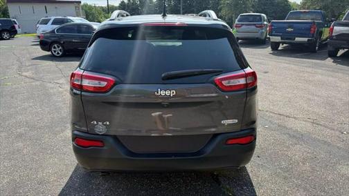 2017 Jeep Cherokee Sport