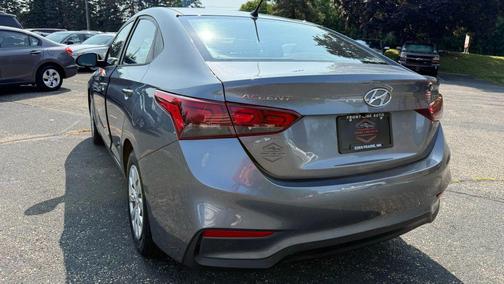 2019 Hyundai Accent SE