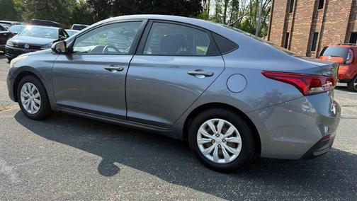 2019 Hyundai Accent SE